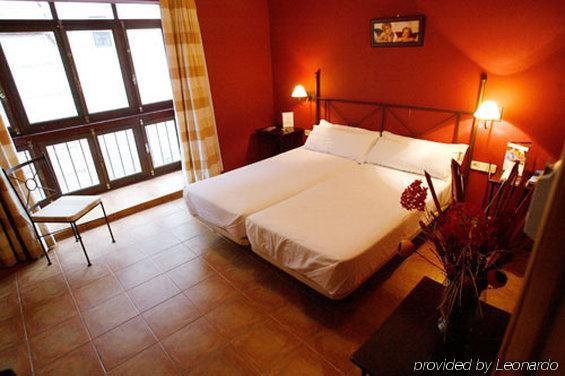 Hotel Toledo Imperial Habitación foto
